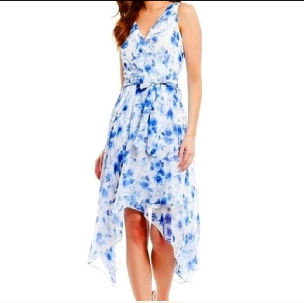 New, KARL LAGERFELD DRESS size 10 floral dress white and blue